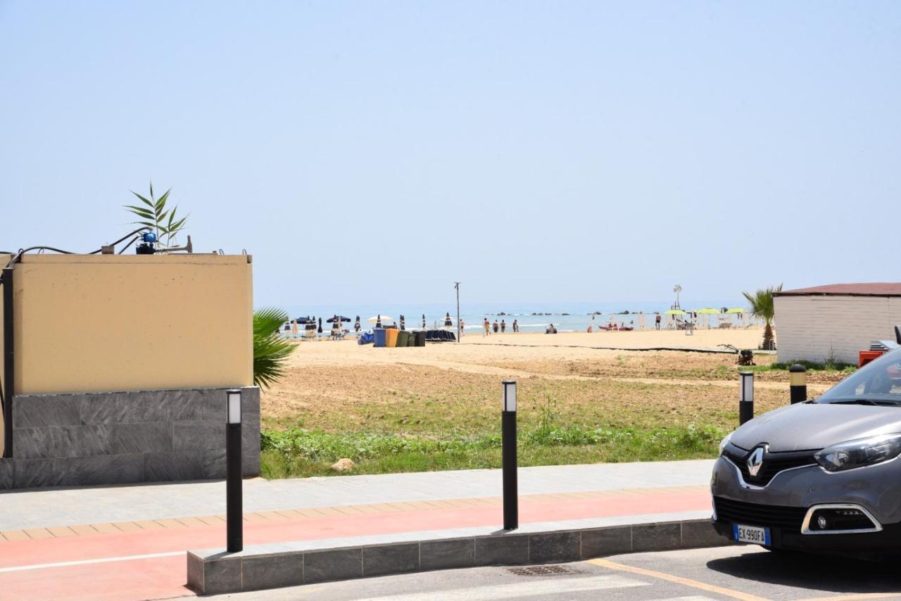 Perla Marina Apartment Porto Empedocle Exterior foto
